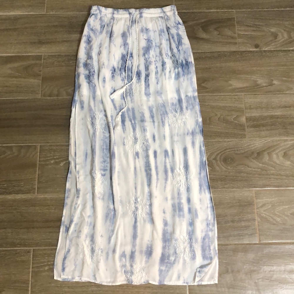 Long skirt